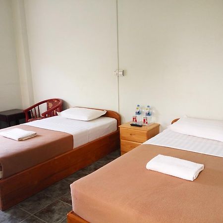 Hotel Lily The Home Hsipaw Bagian luar foto