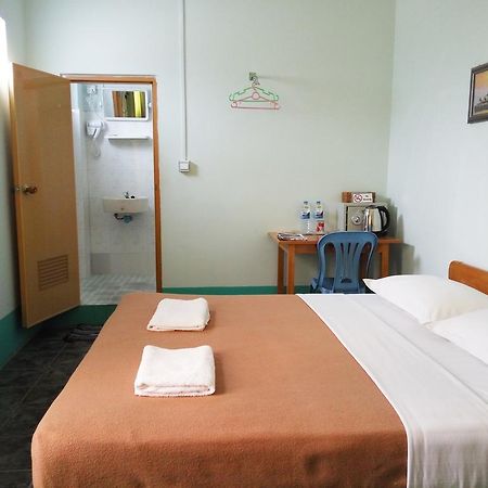 Hotel Lily The Home Hsipaw Bagian luar foto