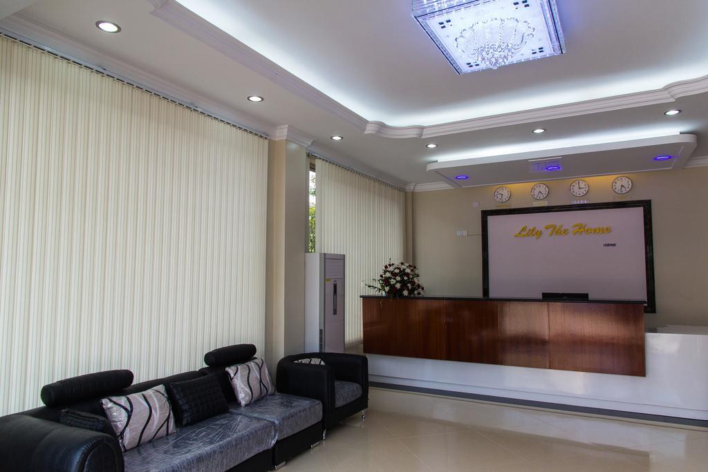 Hotel Lily The Home Hsipaw Bagian luar foto