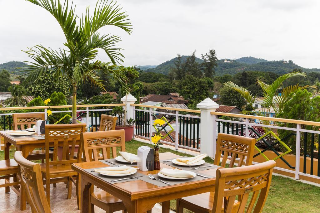 Hotel Lily The Home Hsipaw Bagian luar foto