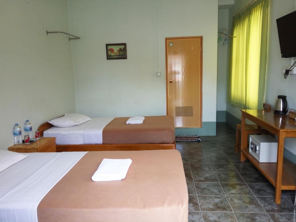 Hotel Lily The Home Hsipaw Bagian luar foto
