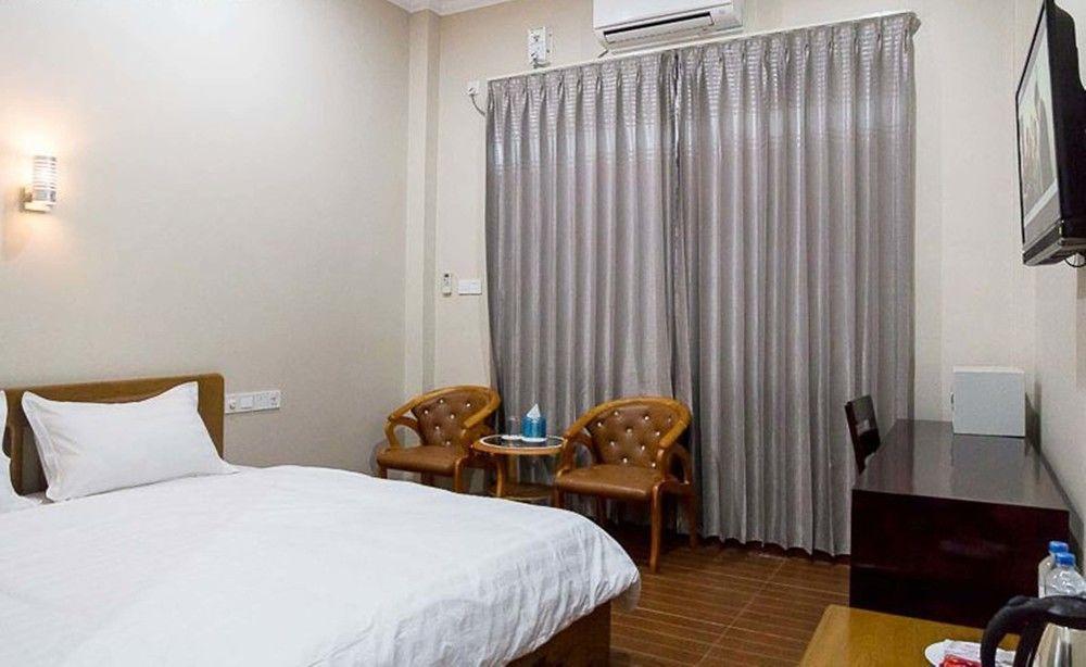 Hotel Lily The Home Hsipaw Bagian luar foto
