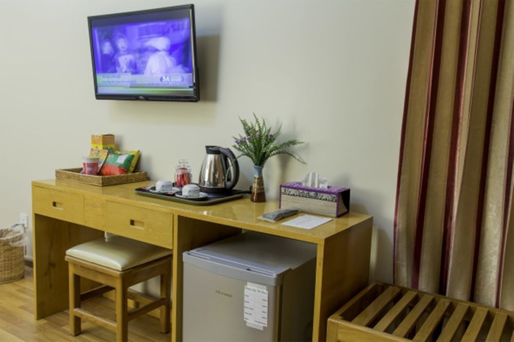 Hotel Lily The Home Hsipaw Bagian luar foto